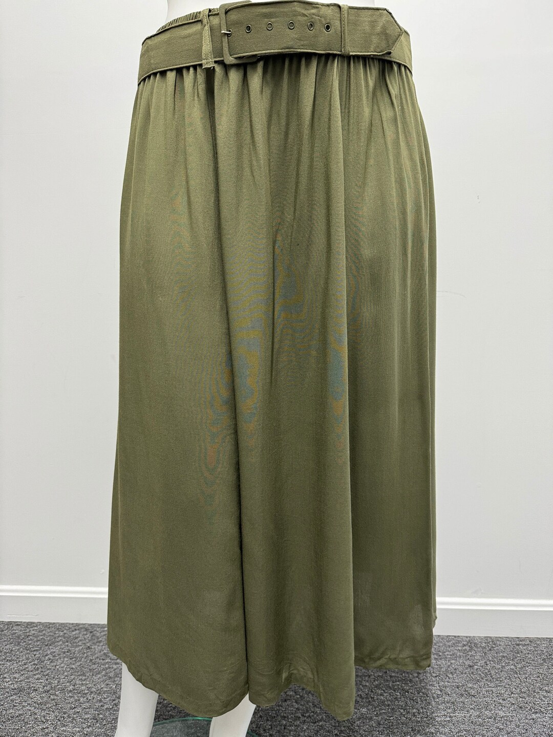 Ladies Plus Fours - Olive Herringbone