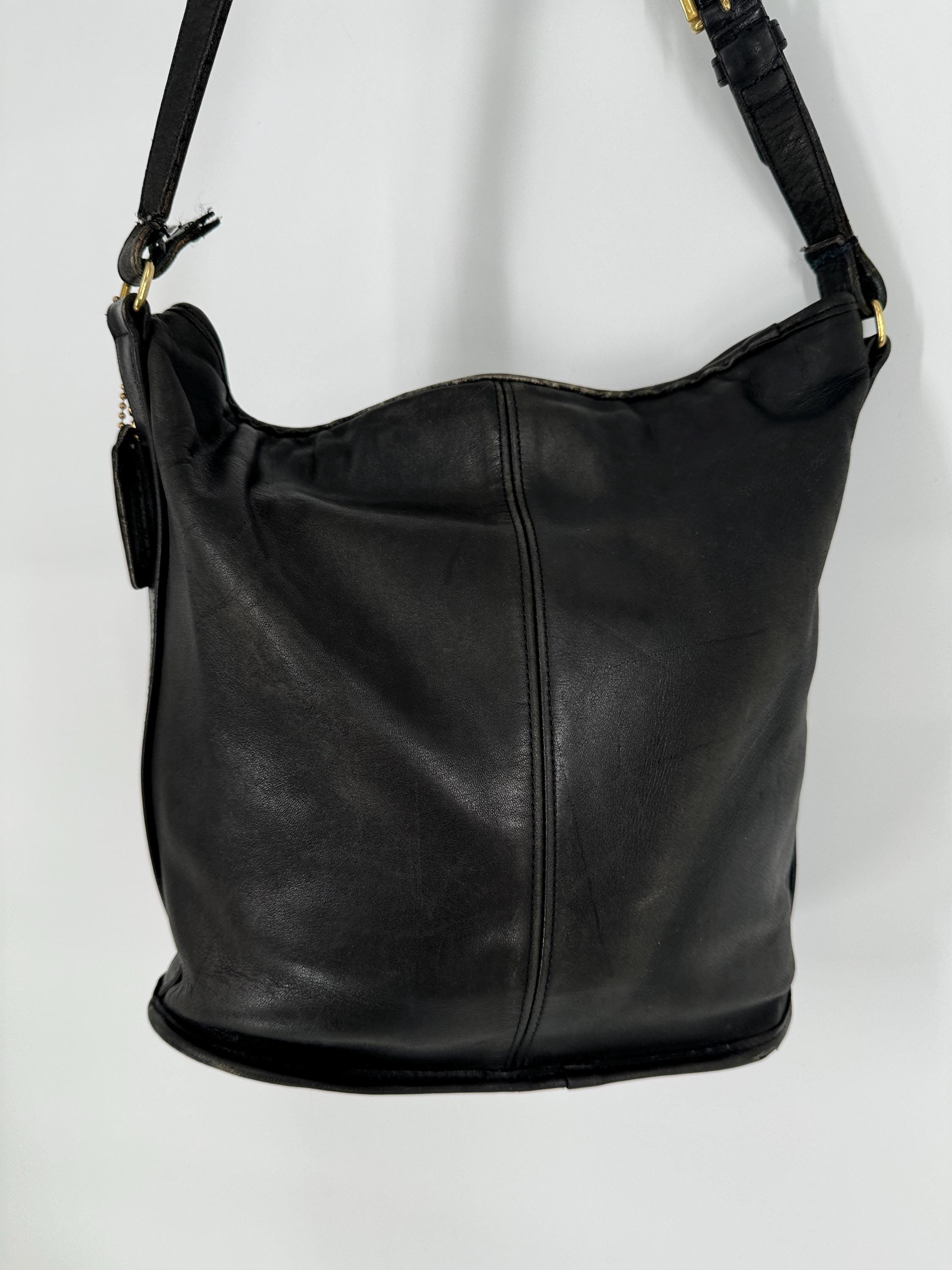 バッグ Vintage Coach Bleecker Bucket Bag Black Coach Bleecker Bucket Handbag – ShopCGX