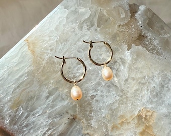 Peach Pearl Hoop Earrings, Gold Fill Huggie Hoop Earrings, Freshwater Pearl Dangle Hoop Earring, Bridal Jewelry, Pearl Hoop Earrings