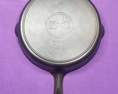Beautiful 9 Griswold Cast Iron Skillet with Heat Ring Slant Erie Logo No quot Quotes quot Extremely Smooth Level 710D Hard to Find