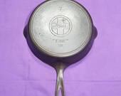 Nice 7 Griswold Cast Iron Skillet with Heat Ring Slant quot Erie quot Logo Smooth Clean Sits Flat 701