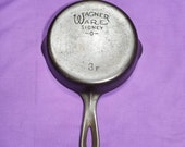 Nice 3F Wagner Cast Iron Skillet with Smooth Bottom Clean Smooth level Sits Flat Ready to Use