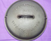 Griswold 9 Cast Iron Tite-Top Baster Dutch Oven Lid Fully Marked Raised Letter Self Basting Cover Slant Logo 2552 Clean Smooth