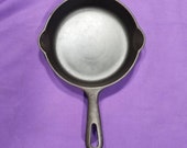 Nice Griswold 3 Cast Iron Skillet with Smooth Bottom Erie Pa 2 Under Handle Clean Smooth Sits Flat 709M