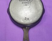 Nice 3B Wagner Cast Iron Skillet with Smooth Bottom Clean Smooth Level Sits Flat Ready to Use