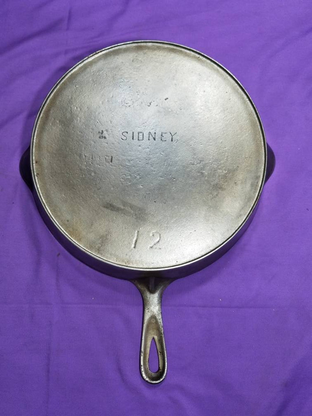 Scarce 12 Sidney Cast Iron Skillet With Heat Ring erie, Sidney Hollow