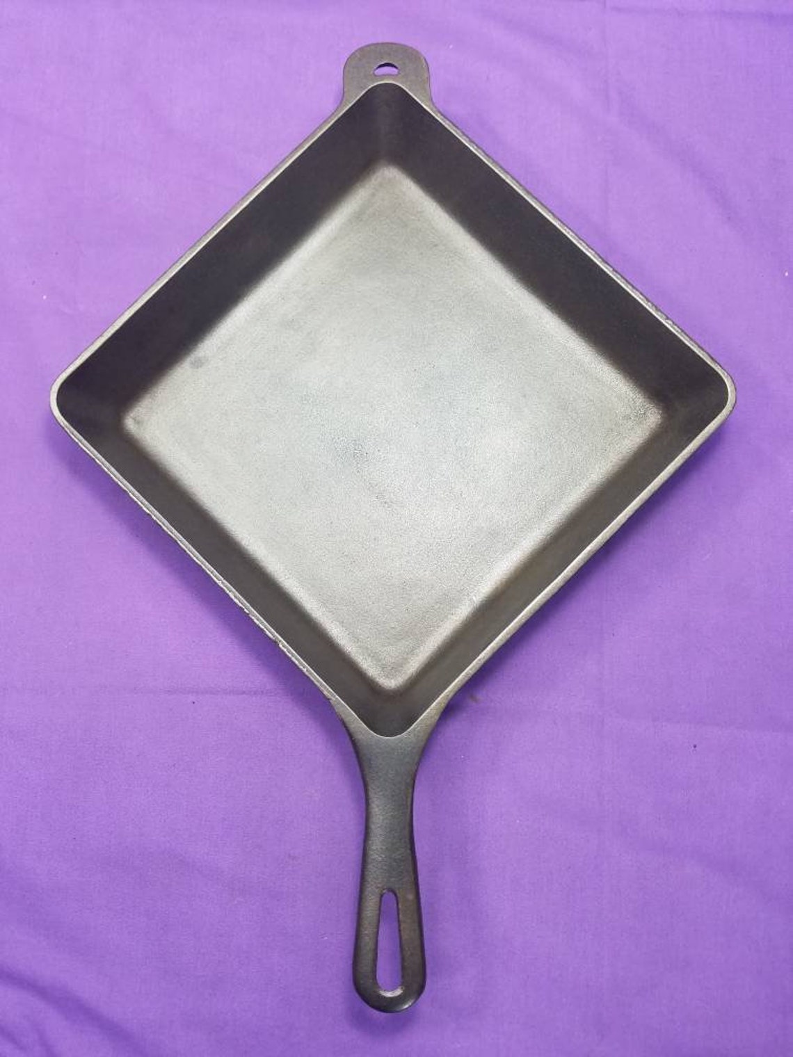 Griswold Cast Iron 9 Inch Square Fry Skillet with Smooth Etsy