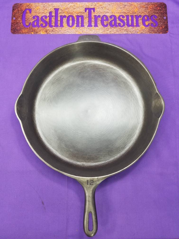 Unmarked Wagner 12 Cast Iron Skillet 14 Inch Smooth Bottom Cleaned Seasoned  