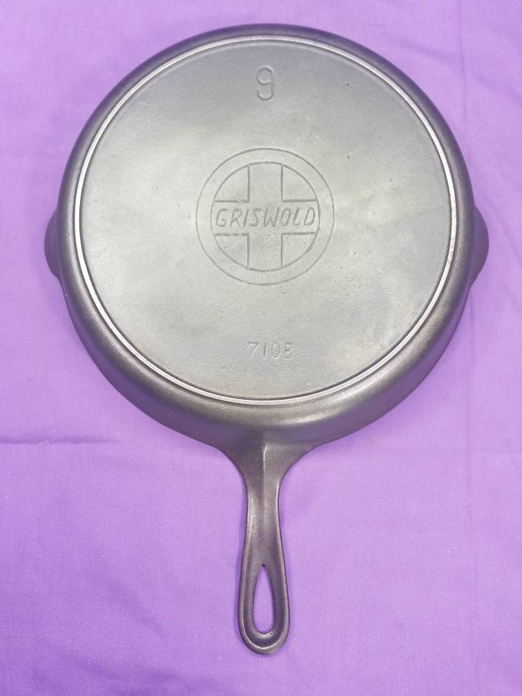 Lot - Rare #20 Double Handled Griswold Iron Skillet with Heat Ring
