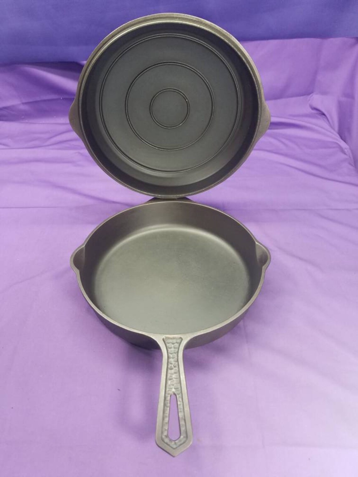 Rare 8 Griswold Hammered Cast Iron Skillet w/ Hinged Lid Etsy