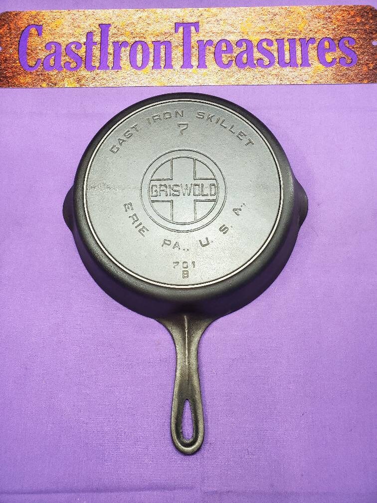 Excellent #7 Griswold Cast Iron Skillet with Heat Ring Large Block Logo ERIE PA USA Sits Flat Extremely Smooth Ready To Use Or Display