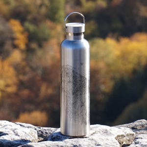 Botella de acero inoxidable de 1 l / Regalo de montaña / Mapa topográfico de montaña / Regalo para amantes del aire libre / Amante del camping / Trekking, mochilero, equipo para exteriores