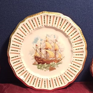 Decorative Fine Bone China Display Plate - Excellent Condition - Royal Imperial