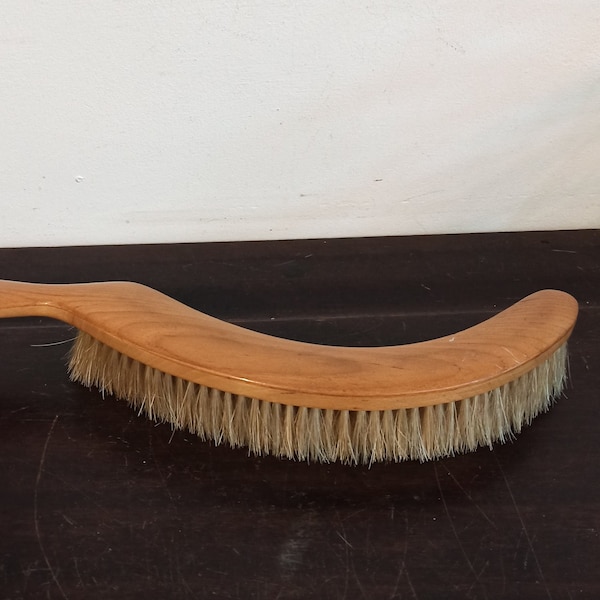 Antique Butlers Clothes Brush. Wooden Handle. Very Good Condition. Curved.
