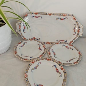 Vintage Sandwich / Cake Plate Server And 3 Plates.