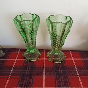 A Pair of Green Art Deco Style Vases. Chevron Pattern Design. Excellent Condition.