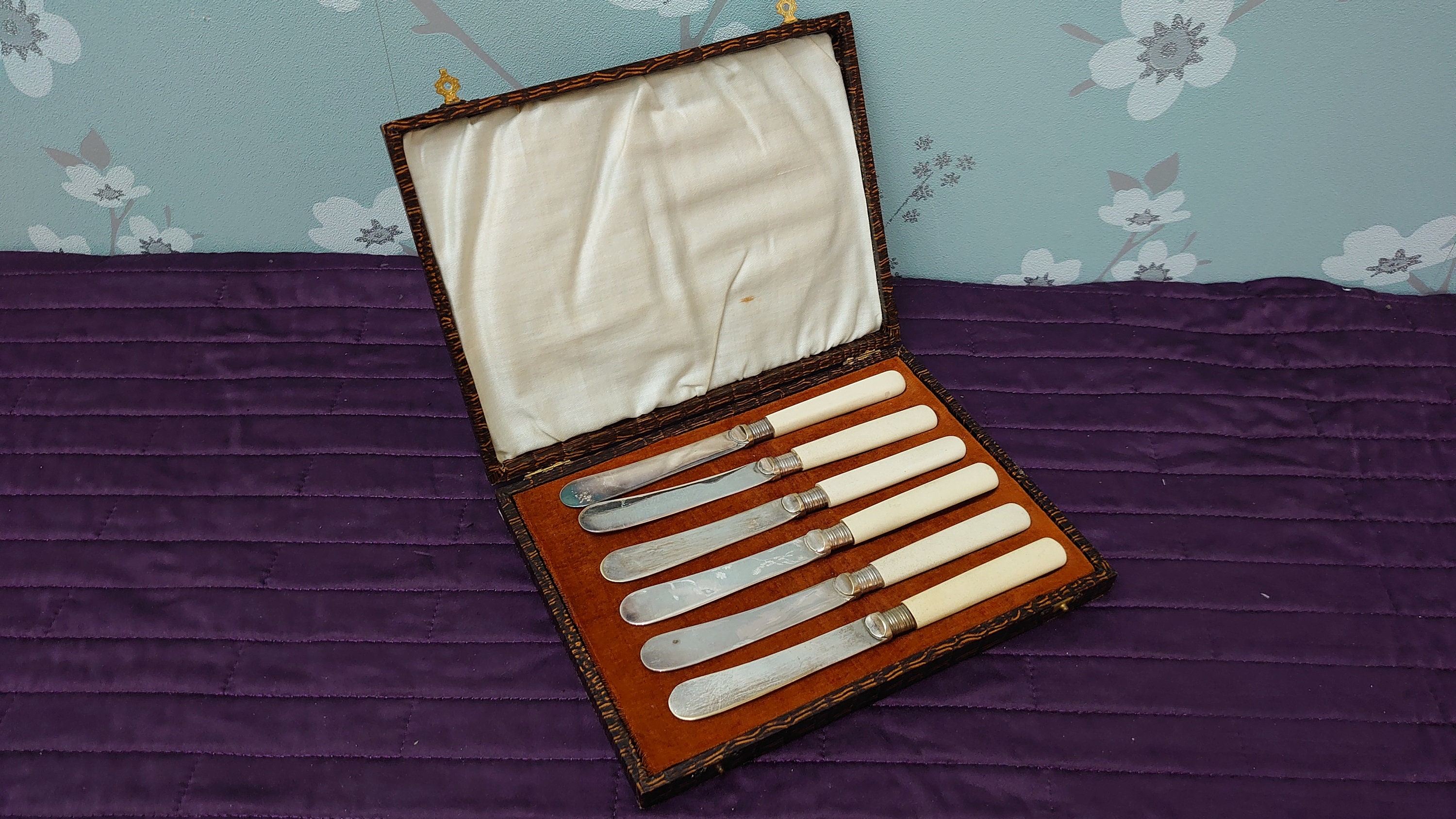 Boxed Set of Six Silverplated Dessert or Butter Knives Brown Etsy UK