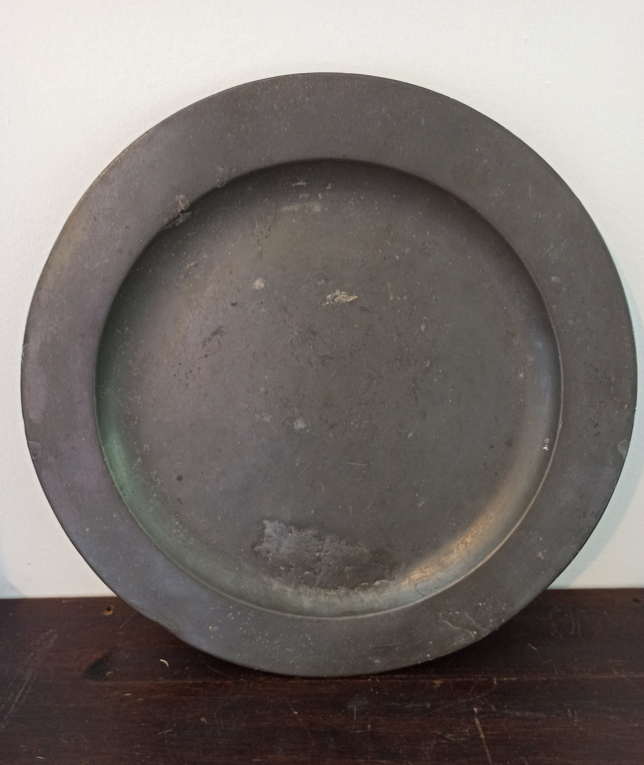 Heavy Antique Pewter Plate. Early to Mid 1700s. J Watts