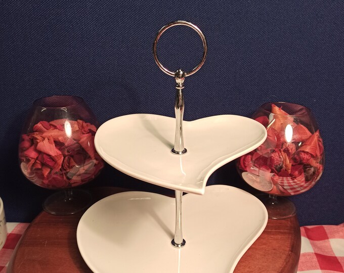 Cake Stand Heart Shaped 2 Tier. Etsy UK