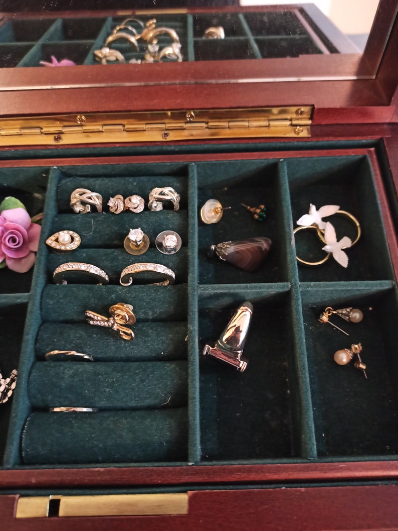 Wooden Jewellery Box With Costume Jewellery. Good Condition. Vintage