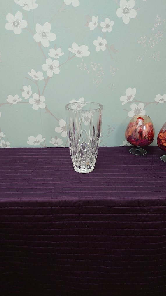 Lead Crystal Cut Glass Vase - Very Good to Excellent Condition - 20cm tall - 11.5cm diameter