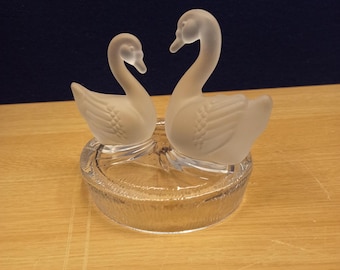 Vintage RCR Royal Crystal Rock 24% Lead Crystal Glass Two Swans