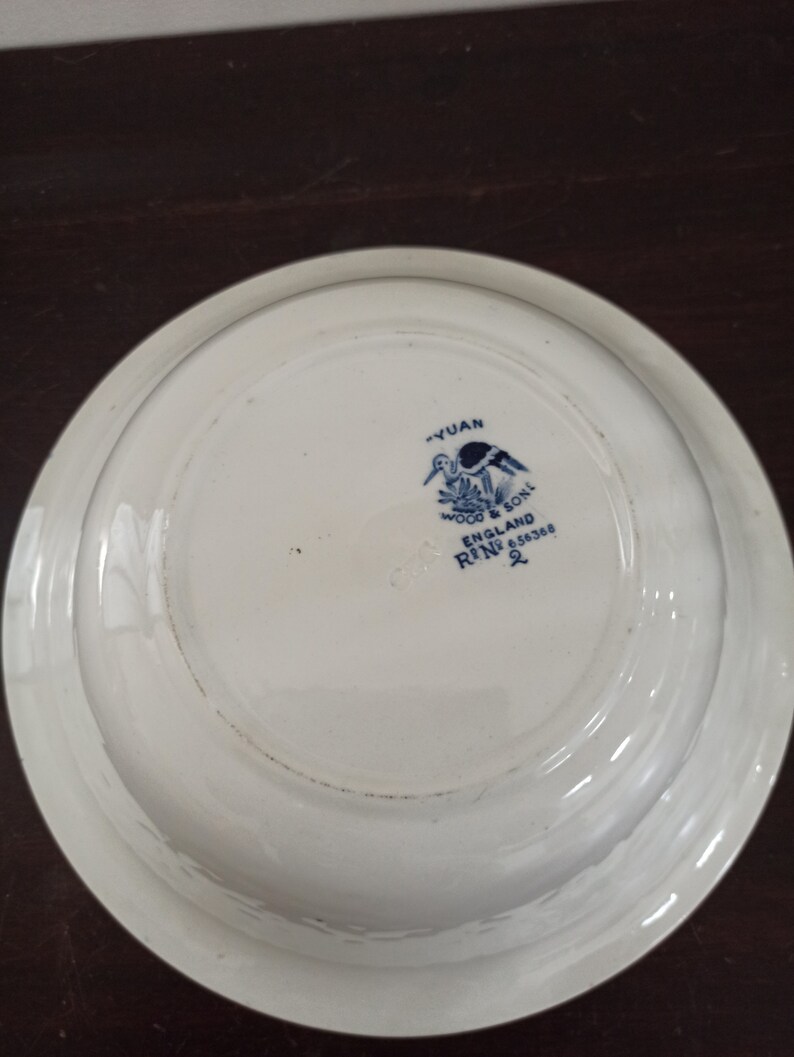 Vintage Fruit Bowl. Blue And White. "Yuan" by Wood and Sons. Excellent Condition. image 6