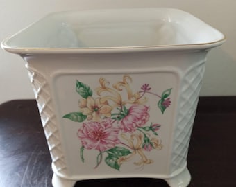 Vintage Royal Winton Plant Holder |  Flower Pot | Planter. Excellent Condition.