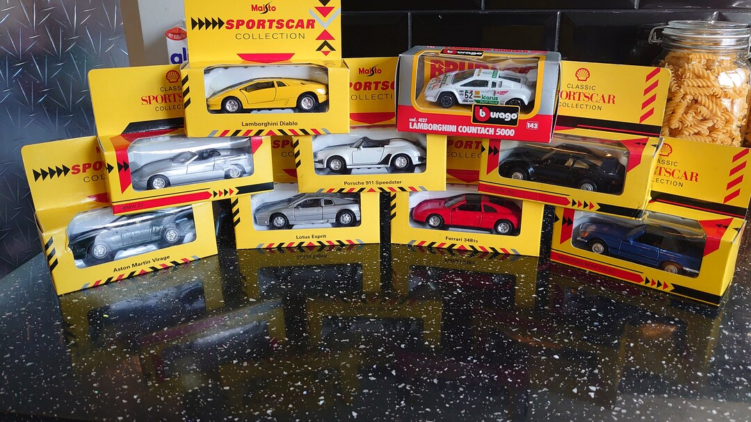 Vintage Maisto Miniature Toy Car Sportscar Collection 9 Items 1:43