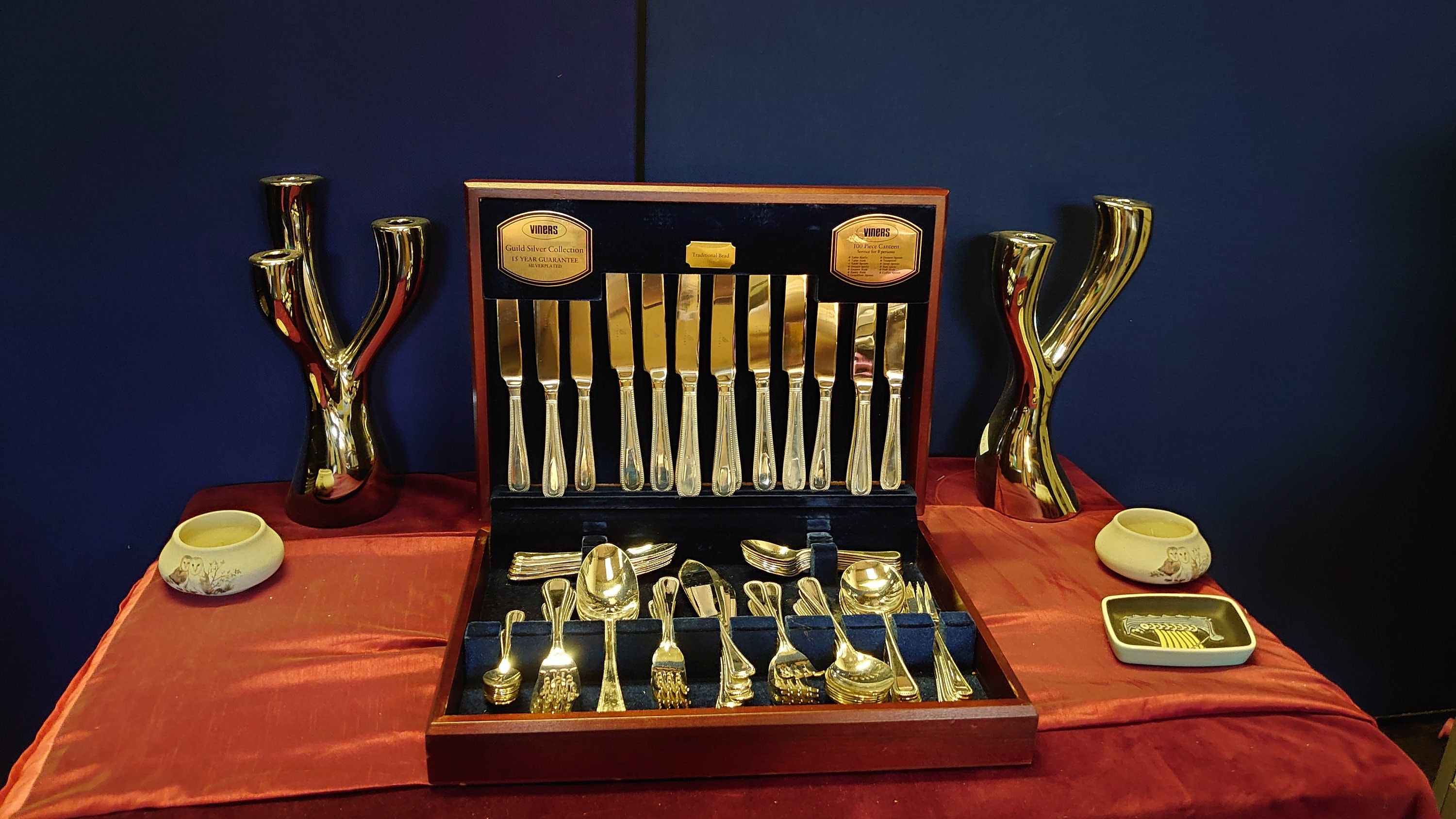 Vintage 100 Piece Viners Buxton Cutlery Set - Very Good Condition