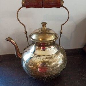 Brass Kettle With Wooden Handle. Very Decorative. Made In India. Very Good Condition.