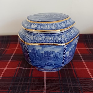 Blue and White Rington's Millennium Tea Caddy. Wade Ceramics. Very Good to Excellent Condition - With Castles Decoration.
