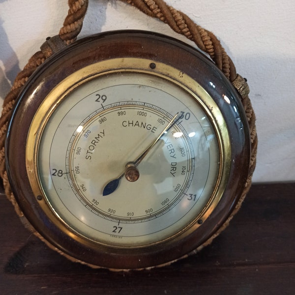 Vintage Round Barometer. Wall Hung. Working.