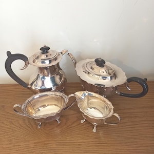 4 Piece Silver Plated Tea Set. Coffee Pot, Teapot, Milk Jug and Sugar Bowl. Very Good Condition.