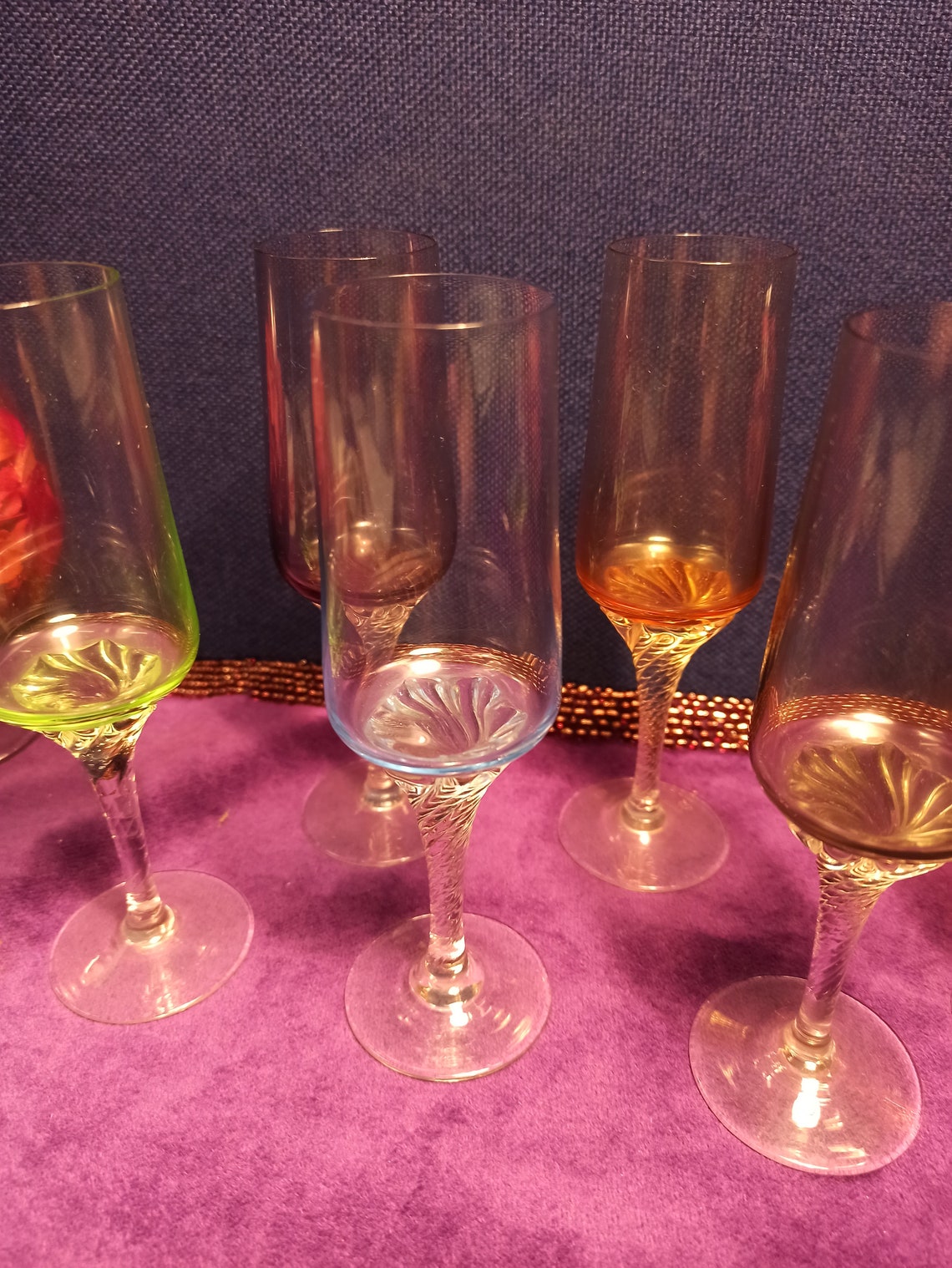 Satz von 6 farbigen Wein / Champagner Gläser. Gerste Twist | Etsy