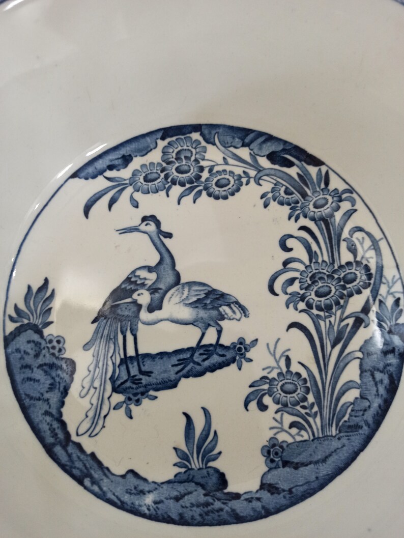 Vintage Fruit Bowl. Blue And White. "Yuan" by Wood and Sons. Excellent Condition. image 4