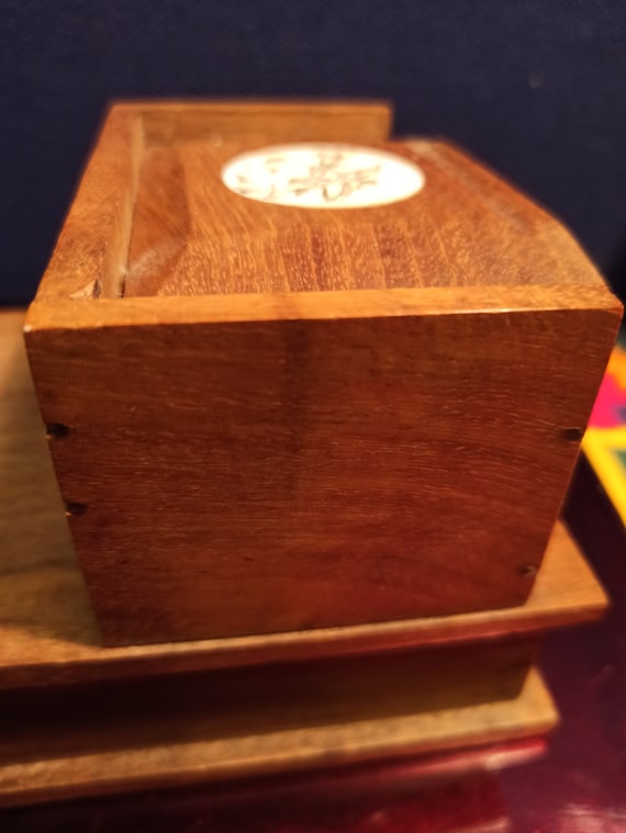 wood cigarette box surprise & delight magic wooden dispenser Health Benefits Price History of Health Benefits
