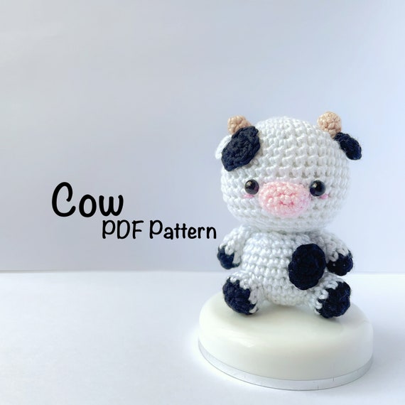 Hanna the Cow Crochet Pattern – Moms Stitchetti