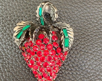 Vintage Pell Strawberry Pin Brooch Ruby Red & Emerald Green Rhinestones - Perfect Condition!