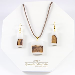 Earrings and Pendant Wood resin jewelry set Wooden pendant Wooden earrings White jewelry set