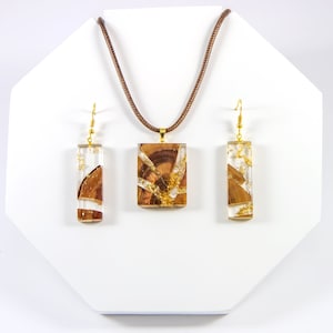 Wood resin jewelry set Pendant and Earrings Wooden pendant Wooden earrings Gold jewelry set