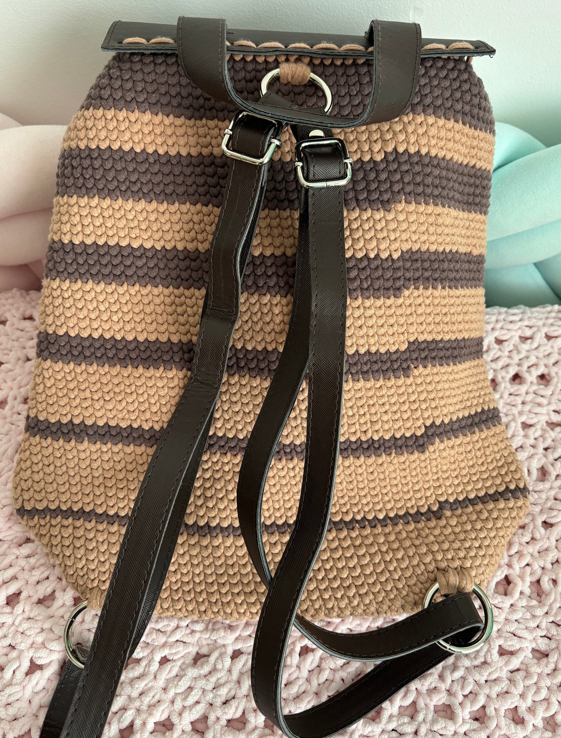 Handmade Crochet Brown & Tan Women’s Backpack Handmade Crochet Backpack: Cinnamon Brown Boho Bag - Etsy main image 2
