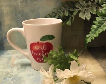 Best  Teacher Ever Apple Mug