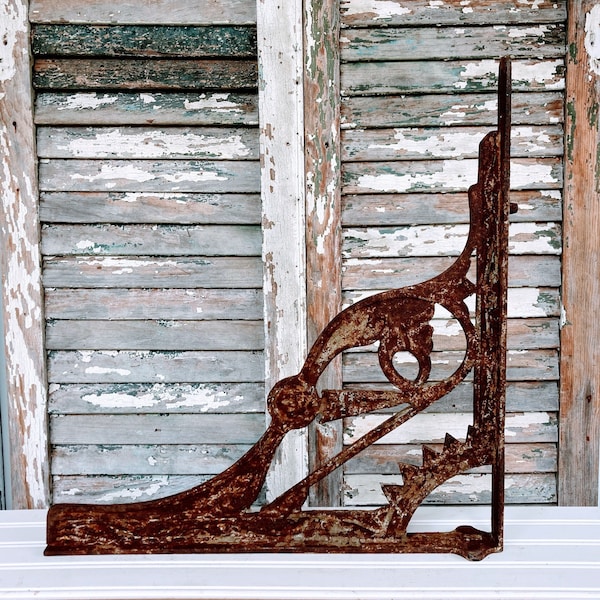 Antique cast iron corbel  architectural salvaged art deco east lake large chippy paint rusty crusty bracket