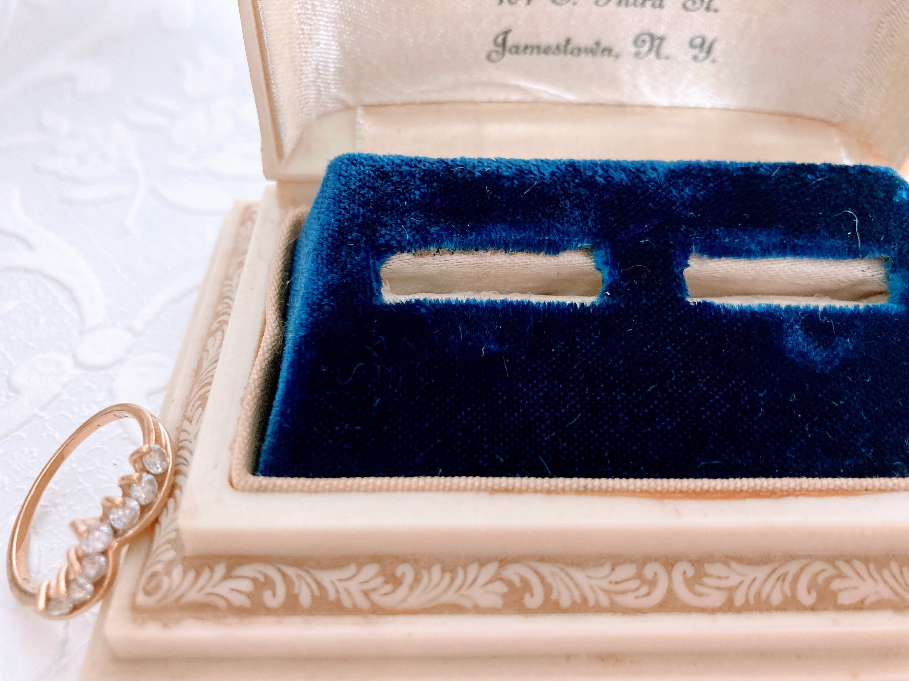 米国ヴィンテージ セルロイド リングボックス（リメイク品） Vintage Art Deco Burgundy Designed Ring Holder Box SUC