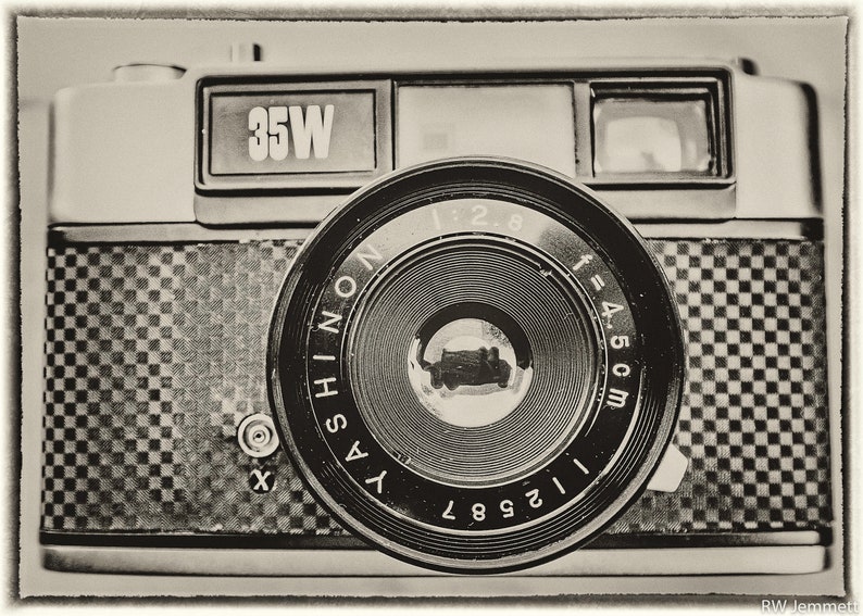 Vintage Yashica Camera Photograph. Vintage Effect. Yashica 35W Rangefinder. Instant Digital Download image 1