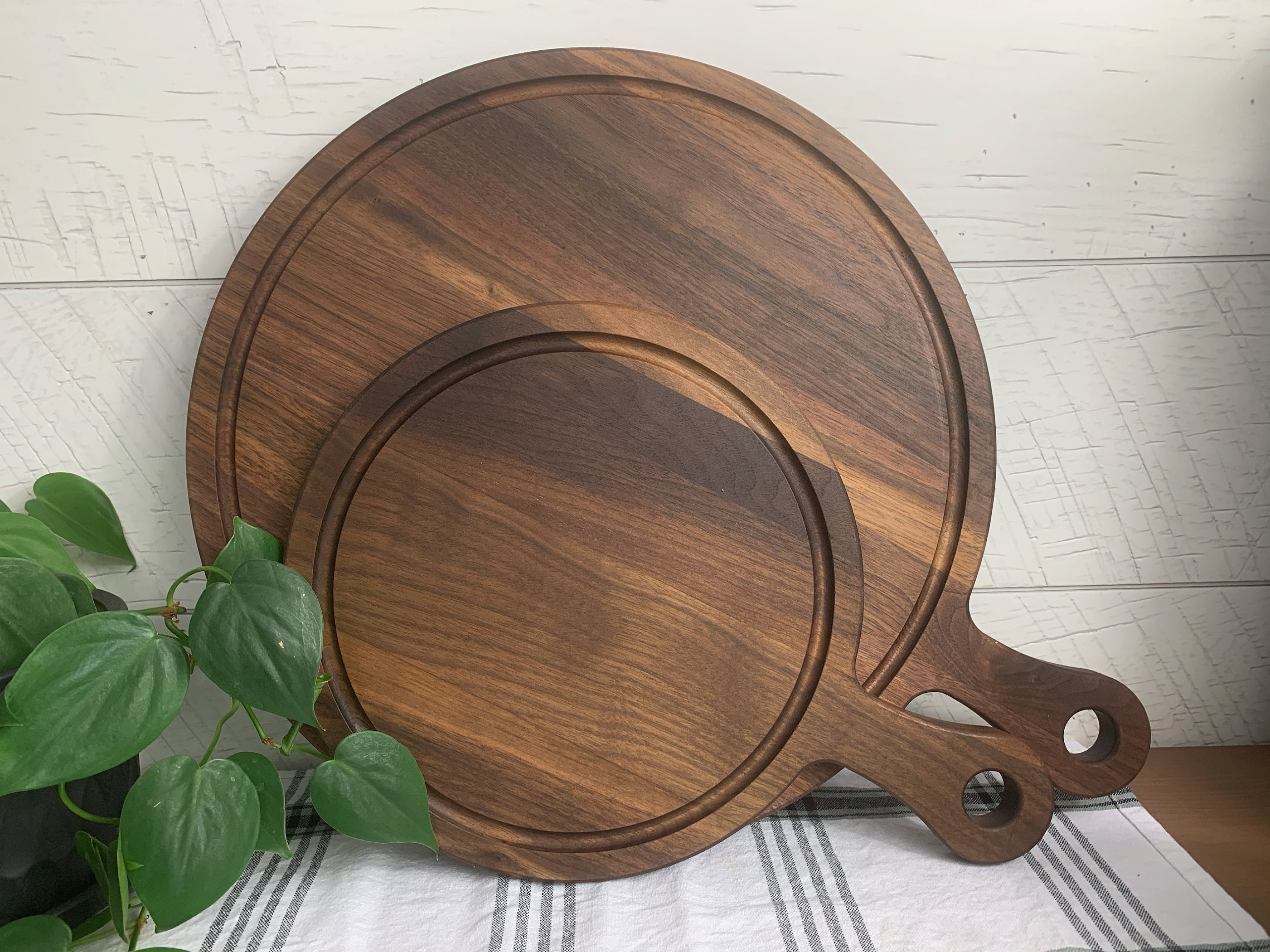 Round Cutting Boards , Personalized Cutting Board , Tables , Mothers