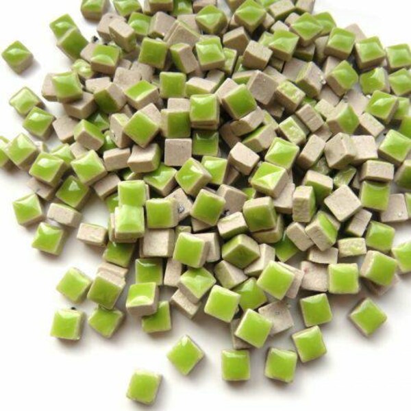 Kelly Green Micro Mini Mosaic Tiles (5 mm)