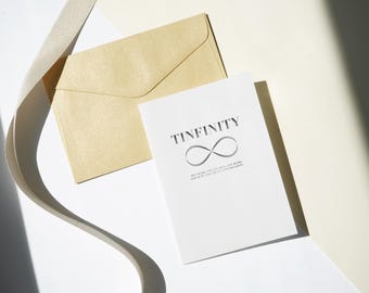 TinFinity utskrivbart jubileumskort - 10-årsfirande - New Girl TV-citat Schmidt och Nick - Digitalt hälsningskort för nedladdning direkt