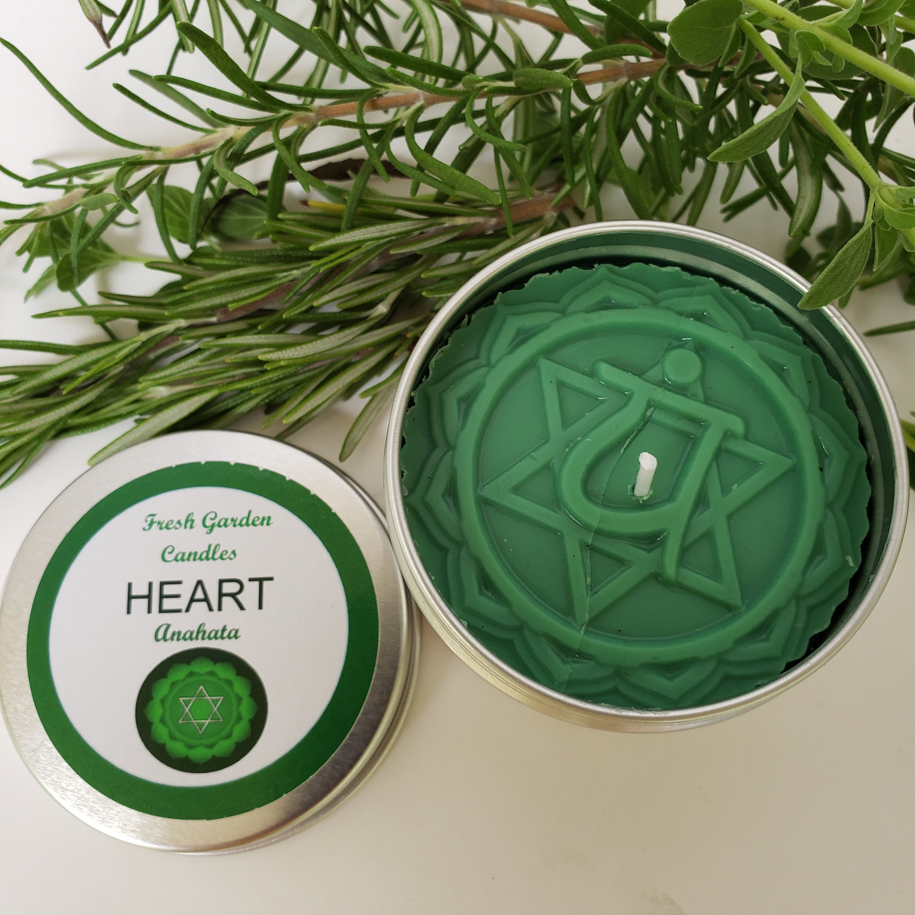 Heart Anahata 4th Chakra scented candle. Green Chakra Etsy.de